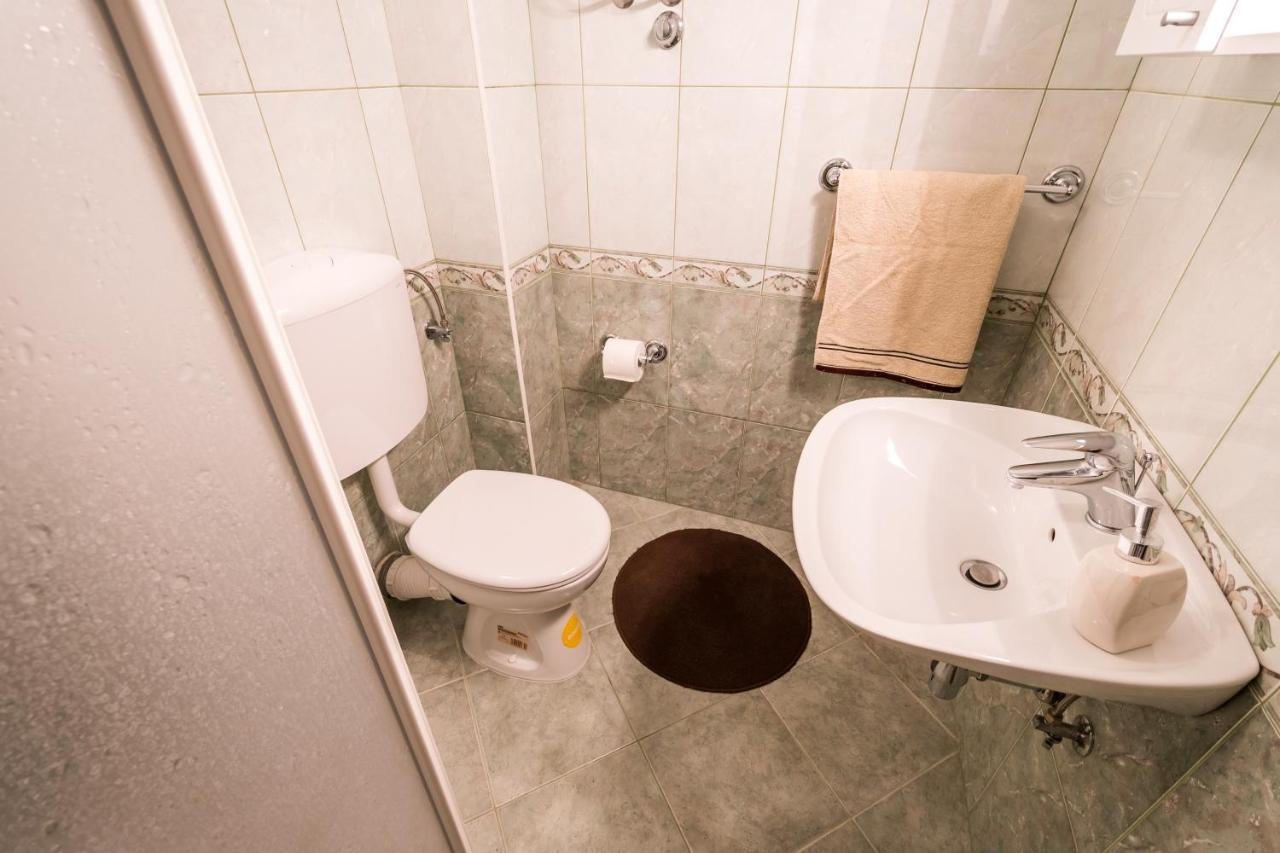 Apartma 7+